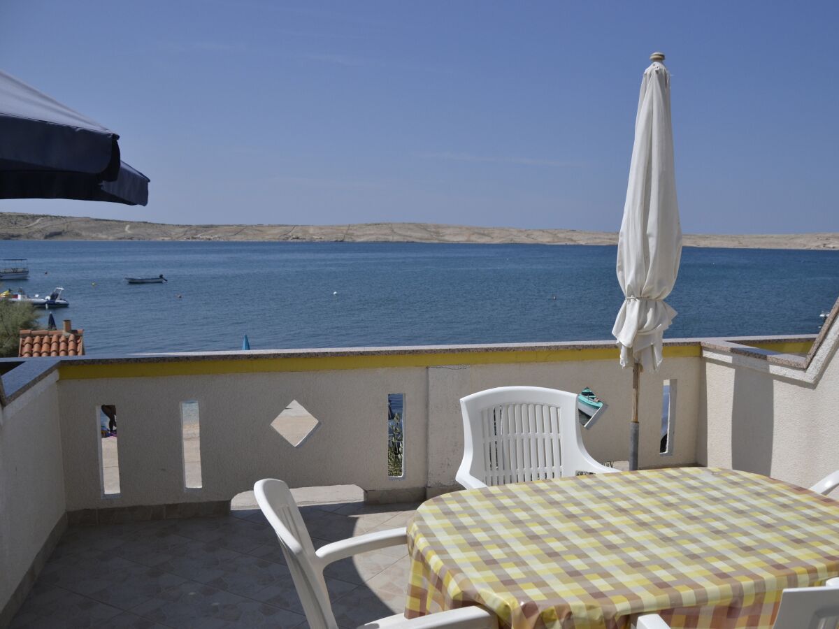 Apartment Two bedroom apartment near beach Kustići, Pag A-6335-b