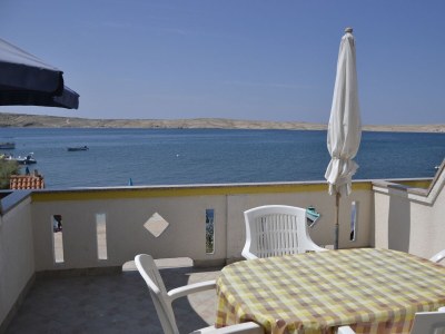 Apartment Two bedroom apartment near beach Kustići, Pag A-6335-b in Zubovići - Apartment
