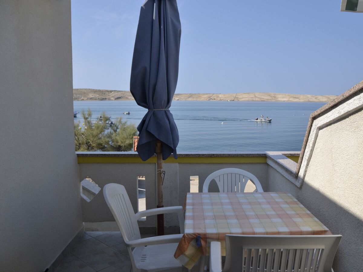 Apartment One bedroom apartment near beach Kustići, Pag A-6335-d