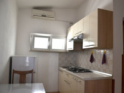 Apartment One bedroom apartment near beach Kustići, Pag A-6335-d - Outdoor photo 10