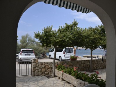 Apartment One bedroom apartment near beach Kustići, Pag A-6335-e - Outdoor photo 13