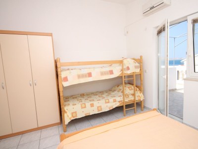Apartment One bedroom apartment with terrace and sea view Metajna, Pag A-6336-d - Outdoor photo 17