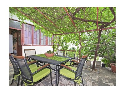 Apartment Apartments by the sea Dugi Rat, Omiš - 7575 in Dugi Rat - Apartment