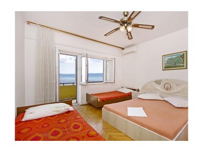 Apartment Apartments by the sea Dugi Rat, Omiš - 7575 - Outdoor photo 15