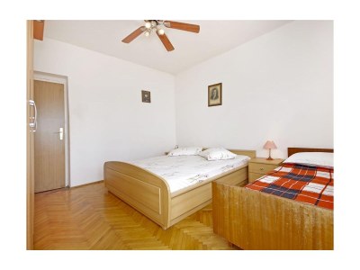 Apartment Apartments by the sea Dugi Rat, Omiš - 7575 - Outdoor photo 19