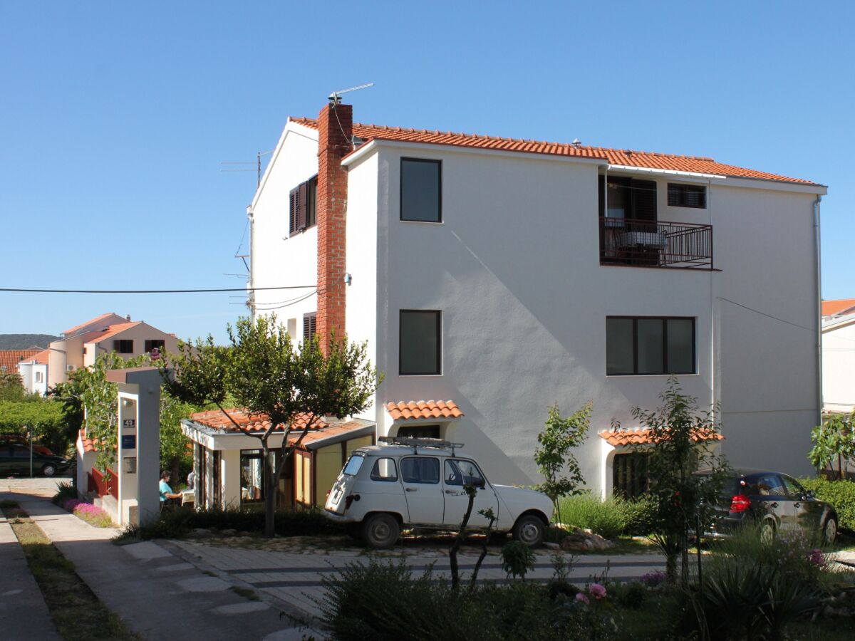 Apartment One bedroom apartment with terrace and sea view Vodice A-7604-a - Outdoor photo 3