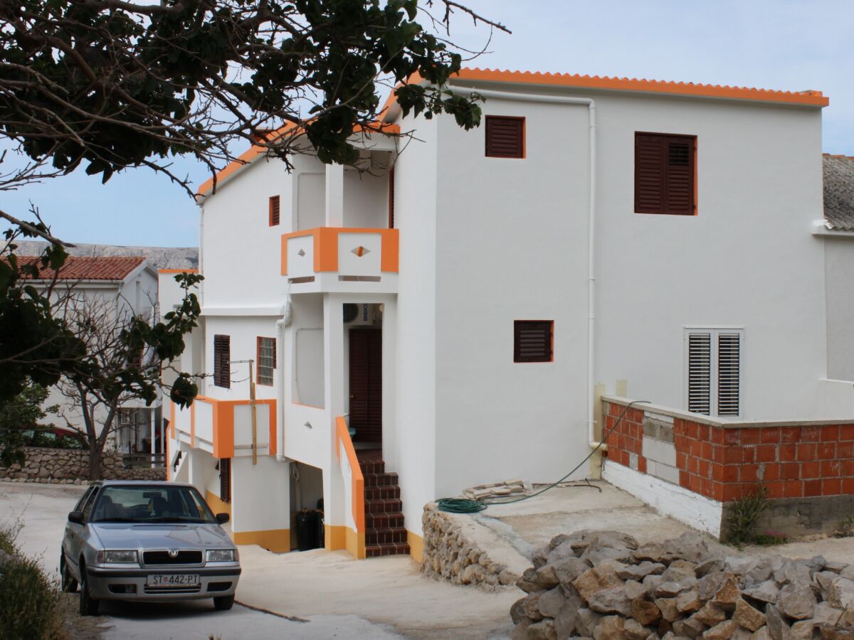 Apartment One bedroom apartment with terrace Metajna, Pag A-6421-e - Outdoor photo 5