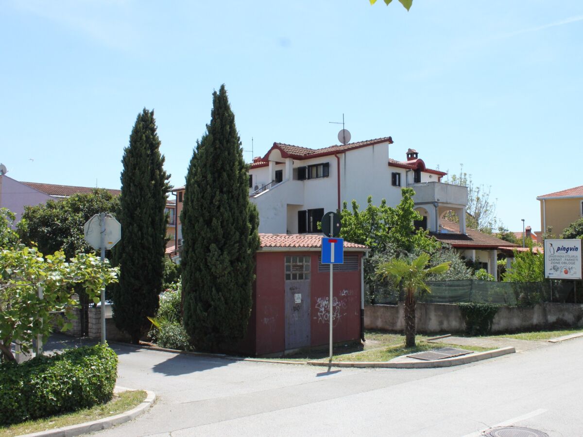 Apartment Two bedroom apartment with terrace Rovinj A-7656-a - Outdoor photo 4