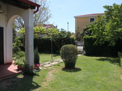 Apartment Two bedroom apartment with terrace Rovinj A-7656-a - Outdoor photo 9