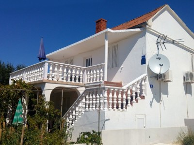 Apartment Apartments by the sea Verunić, Dugi otok - 8104 - Apartments by the sea Verunić, Dugi otok - 8104 - Outdoor photo 3