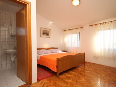 Apartment One bedroom apartment with terrace and sea view Kali, Ugljan A-8202-b - Outdoor photo 14