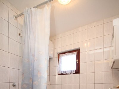 Apartment One bedroom apartment with terrace and sea view Kali, Ugljan A-8202-b - Outdoor photo 17