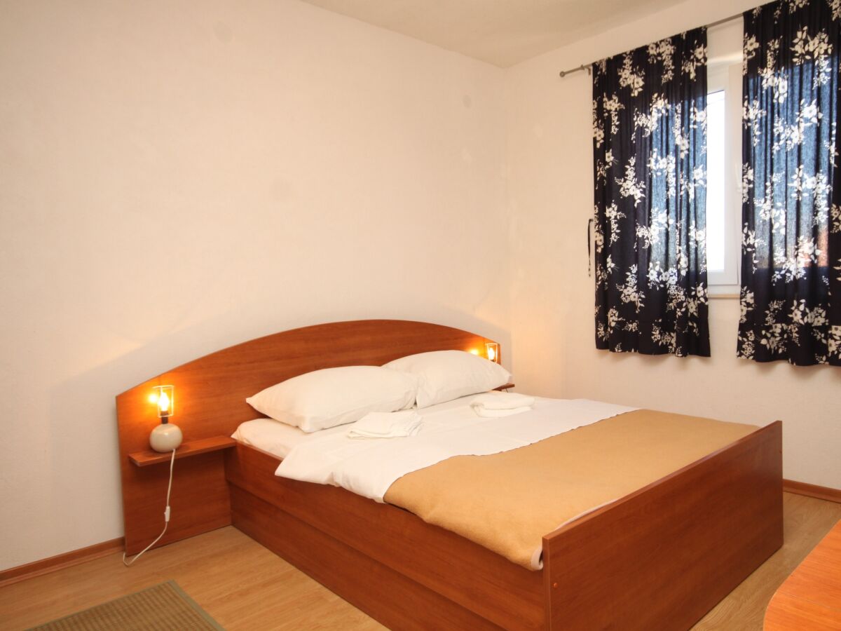 Apartment Studio flat near beach Banj, Pašman AS-8206-a