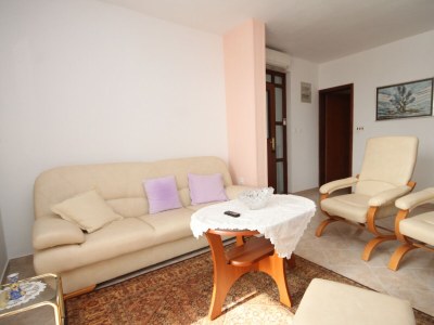 Apartment Two bedroom apartment near beach Cove Pokrivenik, Hvar A-8673-a - Outdoor photo 19