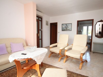 Apartment Two bedroom apartment near beach Cove Pokrivenik, Hvar A-8673-a - Outdoor photo 21