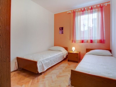 Apartment Two bedroom apartment with terrace and sea view Mali Lošinj, Lošinj A-7879-d - Outdoor photo 21