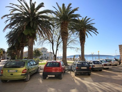 Apartment Two bedroom apartment with balcony and sea view Kaštel Kambelovac, Kaštela A-8679-a - Outdoor photo 5