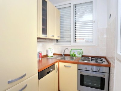 Apartment Two bedroom apartment with balcony and sea view Kaštel Kambelovac, Kaštela A-8679-a - Outdoor photo 10