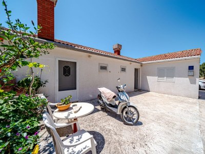 Apartment Studio flat near beach Pasadur, Lastovo AS-8391-c - Outdoor photo 5