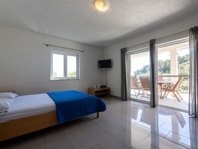 Apartment One bedroom apartment near beach Cove Torac, Hvar A-8653-a - Outdoor photo 11
