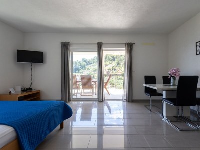 Apartment One bedroom apartment near beach Cove Torac, Hvar A-8653-a - Outdoor photo 15