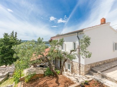 Apartment One bedroom apartment with terrace Nečujam, Šolta A-8691-b - Outdoor photo 5