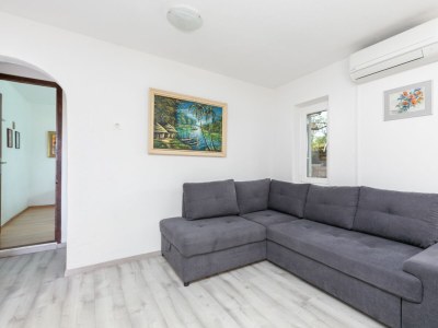 Apartment One bedroom apartment with terrace Nečujam, Šolta A-8691-b - Outdoor photo 22