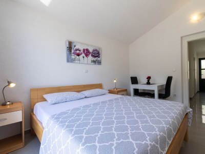 Apartment One bedroom apartment near beach Cove Torac, Hvar A-8653-c - Outdoor photo 16