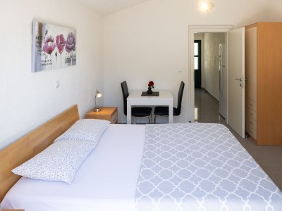 Apartment One bedroom apartment near beach Cove Torac, Hvar A-8653-c - Outdoor photo 17