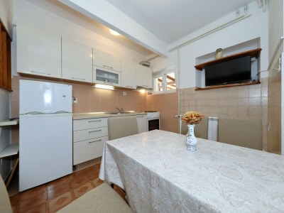 Apartment Two bedroom apartment with terrace Tkon, Pašman A-8302-a - Outdoor photo 25