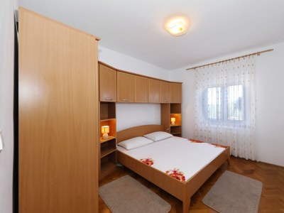 Apartment Two bedroom apartment with terrace Tkon, Pašman A-8302-a - Outdoor photo 34