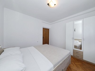 Apartment Two bedroom apartment with terrace Tkon, Pašman A-8302-a - Outdoor photo 38