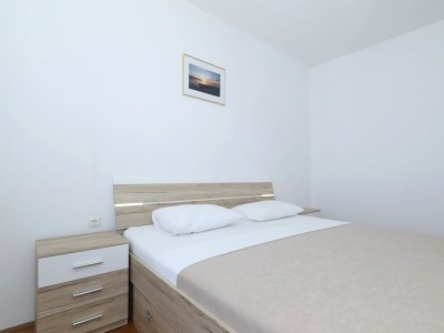 Apartment Two bedroom apartment with terrace Tkon, Pašman A-8302-a - Outdoor photo 39