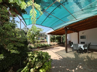 Apartment Two bedroom apartment with terrace Tkon, Pašman A-8302-a - Outdoor photo 47