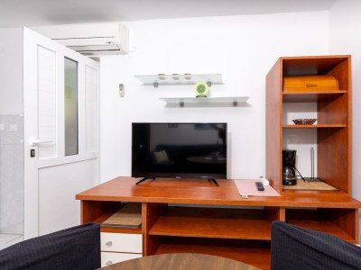 Apartment Two bedroom apartment with terrace and sea view Zavala, Hvar A-8710-b - Outdoor photo 11