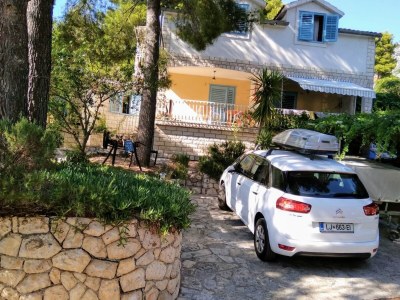 Apartment Two bedroom apartment with terrace Ivan Dolac, Hvar A-8711-a - Outdoor photo 11