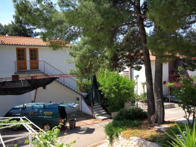 Apartment Two bedroom apartment with terrace Ivan Dolac, Hvar A-8711-a - Outdoor photo 25