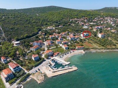 Apartment One bedroom apartment with terrace Tkon, Pašman A-8302-c - Outdoor photo 2