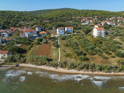 Apartment One bedroom apartment with terrace Tkon, Pašman A-8302-c - Outdoor photo 7