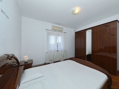 Apartment One bedroom apartment with terrace Tkon, Pašman A-8302-c - Outdoor photo 26