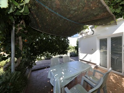 Apartment One bedroom apartment with terrace Tkon, Pašman A-8302-c - Outdoor photo 36