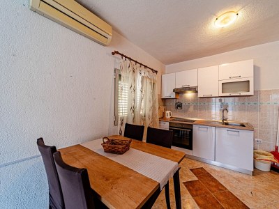 Apartment Two bedroom apartment near beach Pasadur, Lastovo A-8391-a - Outdoor photo 11
