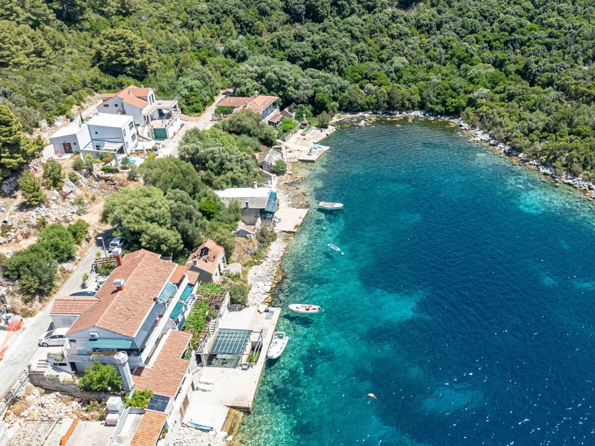 Apartment Studio flat near beach Pasadur, Lastovo AS-8391-b