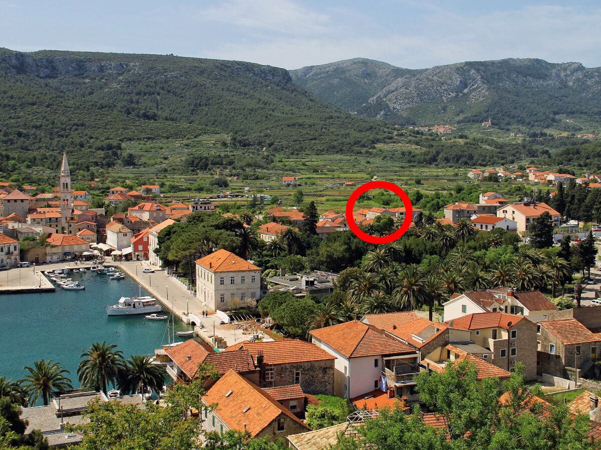 Apartment Three bedroom apartment with terrace Jelsa, Hvar A-8713-b - Outdoor photo 2