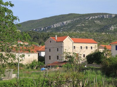 Apartment Three bedroom apartment with terrace Jelsa, Hvar A-8713-b - Outdoor photo 4