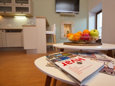 Apartment Three bedroom apartment with terrace Jelsa, Hvar A-8713-b - Outdoor photo 13