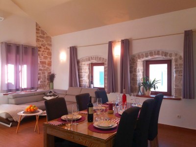Apartment Three bedroom apartment with terrace Jelsa, Hvar A-8713-b - Outdoor photo 15