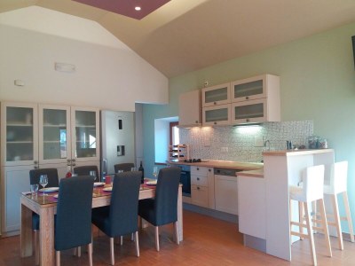 Apartment Three bedroom apartment with terrace Jelsa, Hvar A-8713-b - Outdoor photo 16