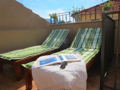 Apartment Three bedroom apartment with terrace Jelsa, Hvar A-8713-b - Outdoor photo 48