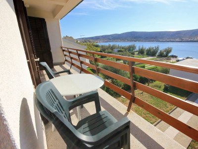 Apartment Three bedroom apartment near beach Pag A-9355-a - Outdoor photo 25